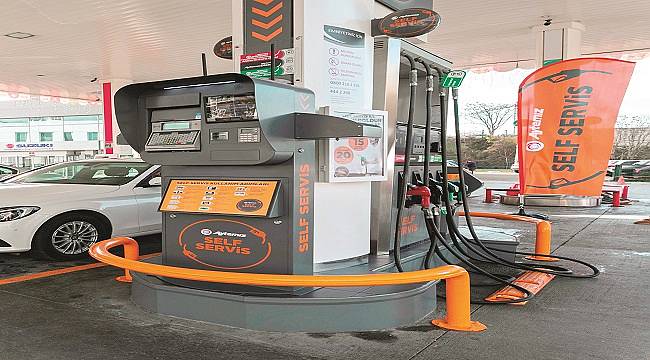 Aytemiz: Tüketiciler araçlarına yakıtlarını tamamen kendileri dolduruyor