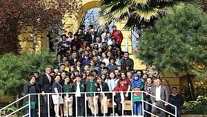 Liseli gençler geleceği tasarlıyor