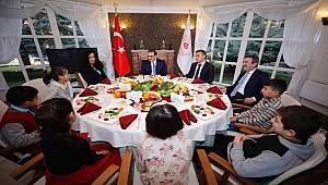 Siirt’ten çocuklar Enerji Bakanını ziyaret etti