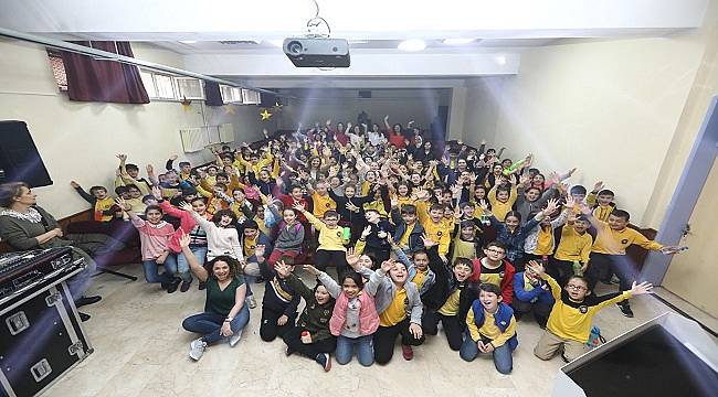 6.100 Öğrenci &#039;Dünyanın Enerjisini Ben Koruyorum&#039; dedi