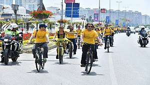 Gönüllü Bisikletçiler 'Arıların İzinde' Pedal Çevirdi
