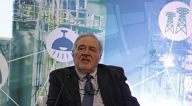 Prof. Dr. İlber Ortaylı: Nükleer enerjiye rüzgar gülü ile cevap veremezsiniz