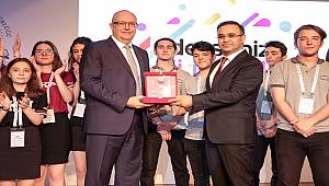 SOCAR Türkiye ve İzmir Milli Eğitim: 'Dersimiz: Girişimcilik' ilk dönem tamamlandı