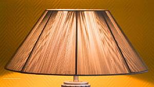 Elektrik tasarrufu için: Abajurlarınızı duvar kenarlarına yerleştirin