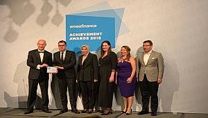 'En iyi Yenilenebilir Enerji Anlaşması' ve 'En İyi Yeniden Finans Anlaşması' ile iki ödül aldı