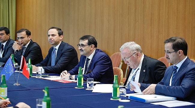 Enerji Bakanı Dönmez: AB ile yenilenebilir enerji  işbirliğimiz artarak devam edecek