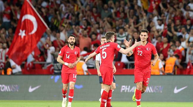 Enerji Bakanı Dönmez: Canı Gönülden Tebrik Ediyorum