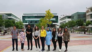 'Genç Fikrin Enerjiye Dönüşsün’ yarışmasında dereceye giren öğrencilerini tebrik etti