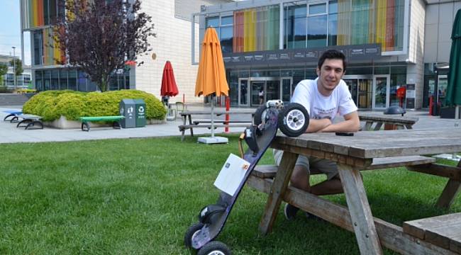 Üniversite öğrencisi kendi elektrikli kaykayını üretti