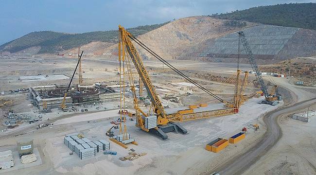 Akkuyu NGS sahasında LIEBHERR LR13000 vincinin montajı yapıldı
