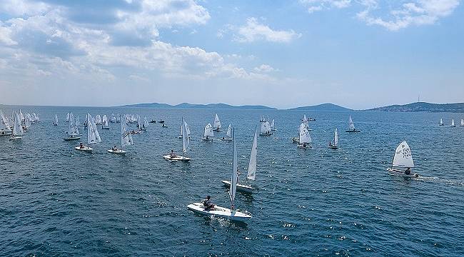 İstanbullular yarışlara yoğun ilgi gösterdi