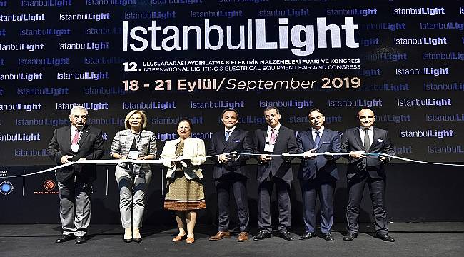 Aydınlatma Sektörünü Buluşturan IstanbulLight Fuar ve Kongresi Ziyarete Açıldı