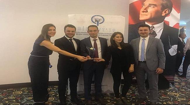 Limak Uludağ Elektrik ‘İşaret Dili Görüşme Hattı’ projesiyle ödüle layık görüldük.