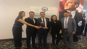 Limak Uludağ Elektrik ‘İşaret Dili Görüşme Hattı’ projesiyle ödüle layık görüldük.