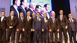 ENERJİ BAKANI DÖNMEZ: Güneydoğu’da Petrol - Trakya'da - yeni bir doğalgaz keşfimiz oldu