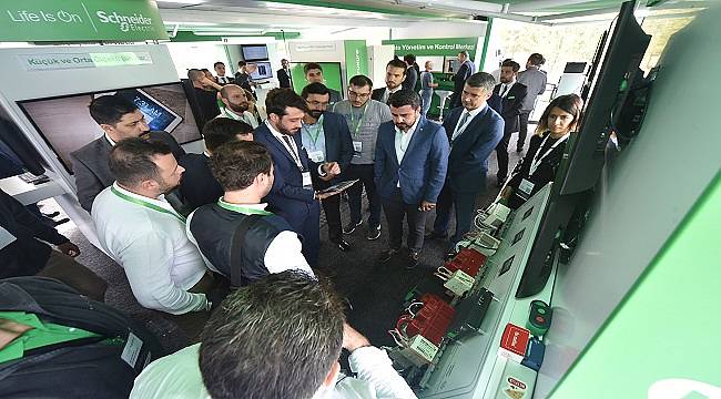 Schneider Electric: Gebzeli sanayicileri İnovasyon Tır’ında ağırladı