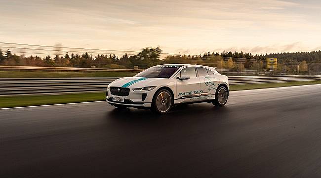Tamamen elektrikli otomobil ile taksi deneyimi sunan ilk üretici oldu: JAGUAR