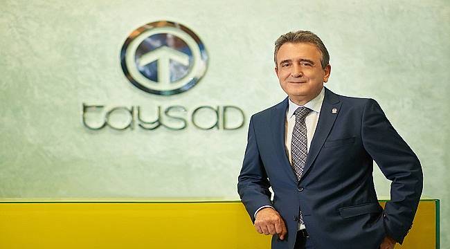 2030 yılında en az yarısının tam elektrikli olacağı...