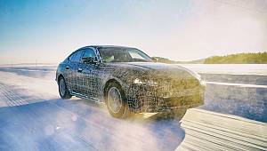 BMW'nin 25 yeni elektrikli model yollarda olacak: i4 kış testlerine devam ediyor