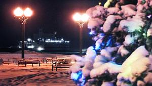 Dünyanın ilk yüzen nükleer güç santrali şebekeye elektrik vermeye başladı!