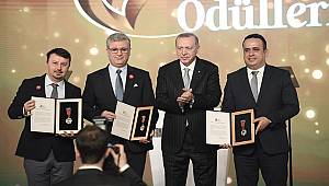 Hidrojenin yakıt olarak kullanılabilmesi için yaptığı çalışmalarıyla ödül aldı: VAN YÜZÜNCÜ YIL ÜNİVERSİTESİ