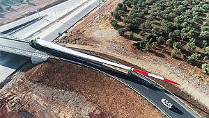 Kanatları böyle taşınıp Rüzgar Enerjisi santralleri inşa ediliyor!