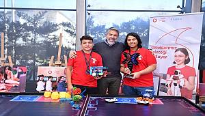 Vodafone Vakfı - Habitat Derneği işbirliğiyle: 'Yarını Kodlayanlar' Dünya Şampiyonu oldu!