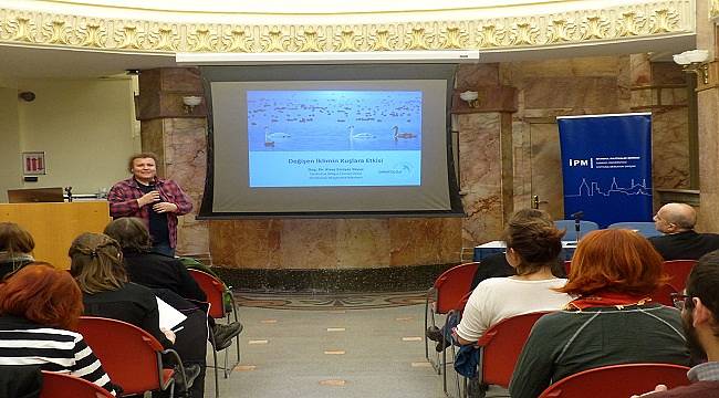 &#039;İklim Değişikliği: Göçmen kuşların göç yollarını - üremelerini - gelişimlerini doğrudan etkiliyor&#039;