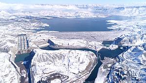 Ilısu Barajı'nı hiç karlı gördünüz mü?