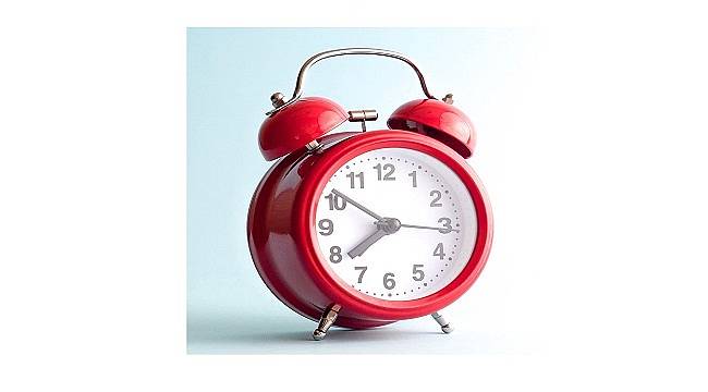 İPRAGAZ: Karşınıza eski bir saat alın ve 5 dakika boyunca...