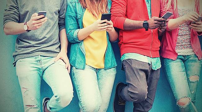 Enerji çalışan ve yöneticileri: Telefonunuz sizi dinliyor mu?