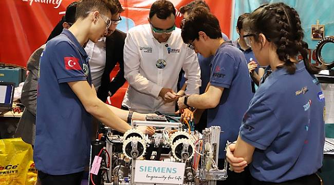 &#039;Sultans of Türkiye&#039;: Otonom ödülü aldı