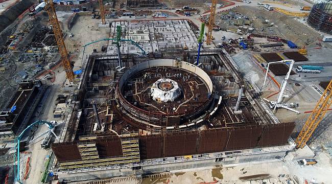 &#039;Akkuyu NGS inşaatı atom çekirdeği üzerinde yükseliyor&#039;