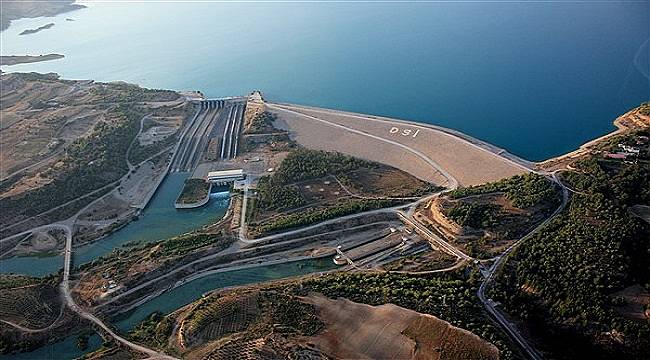 DSİ: Barajlara, Göletlere ve kanallara...