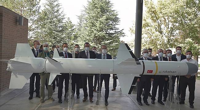 Roketsan&#039;ın Mavi Vatan koruması için geliştirdiği ATMACA, GPS olmadan hedefini bulup imha etti