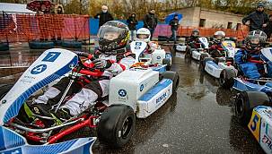 İlk Rus Elektrikli Otomobil Yarışında Arabaları Lityum İyon Pillerle Donatıyor