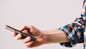 Sosyal Medya - Cep Telefonu 'İklim krizine' katkı yapıyor - Elektrik tüketimini artırıyor: YENİ ARAŞTIRMA!