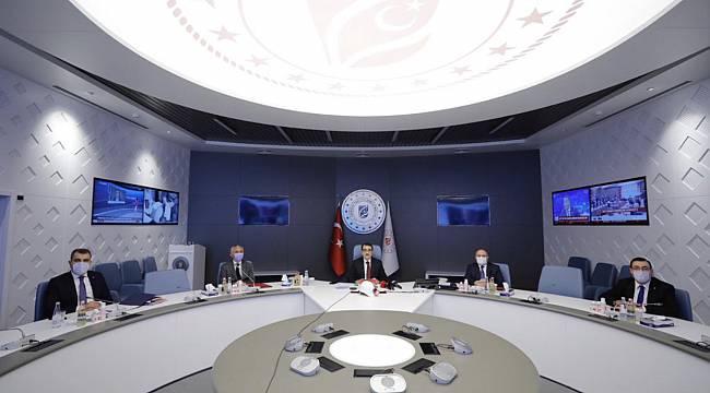 Dünya Madenciler Gününde ‘Madencilerle’ buluştu