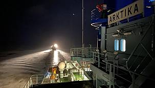Nükleer buzkıran Arktika: İlk çalışma seferini tamamladı
