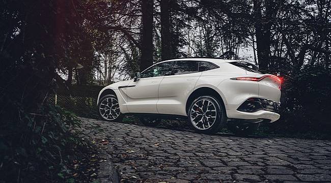 Aston Martin&#039;in ilk SUV&#039;u Türkiye sahiplerine kavuşuyor!