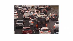 Geçen yıl satılan otomobillerin yüzde 50'si BENZİNLİ - Yüzde 3,6'sı ELEKTRİKLİ...