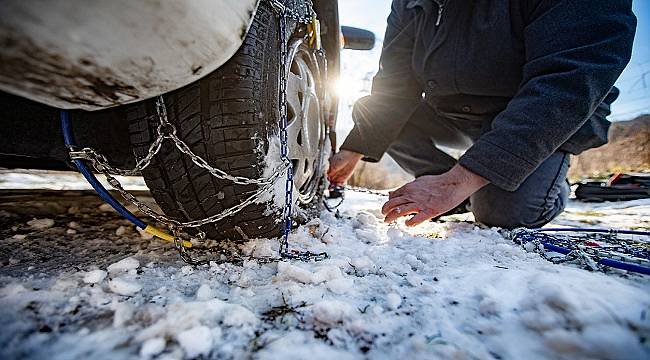 Kar zincirini hangi lastiğe takmak gerekir?