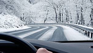 Kış Lastiği mi Yoksa Dört Mevsim Lastik mi? - ÖNEMLİ BİR KONU!