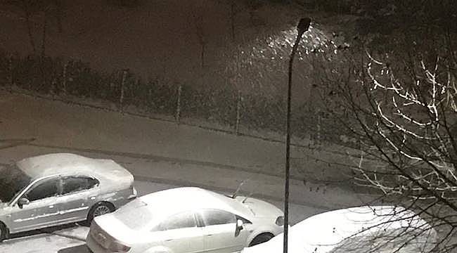 An itibariyle Ankara - Kar yağıyor!