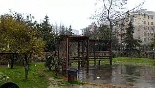 Doğu'da Erzurum - Batı'da İstanbul: Ortak nokta - KAR yağışı!