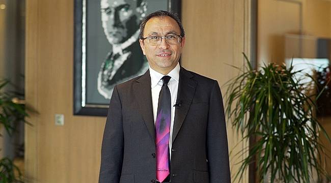 Kadın Çalışanları TÜPRAŞ’a ve TÜRKİYE&#039;ye...