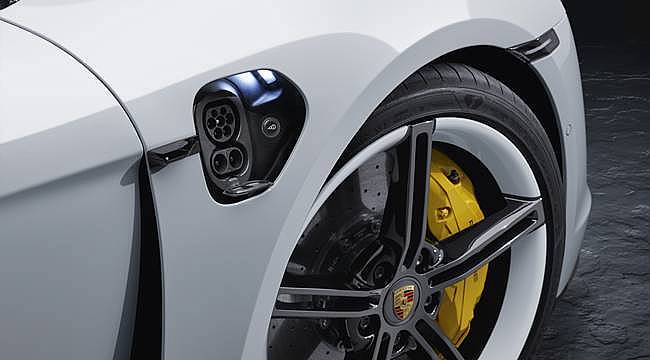 Porsche, tüm elektrikli otomobiller için Türkiye’ye şarj ağı kurdu