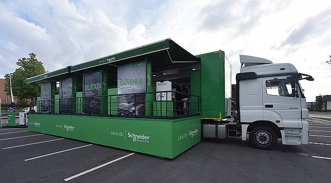 Schneider Electric &#039;Mobil İnovasyon Tırı’na&#039; iki ödül birden aldı!