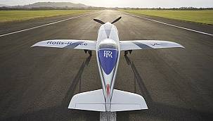Tamamen ELEKTRİKLİ uçak - Dünya rekoru yolunda bir şamayı daha tamamladı!