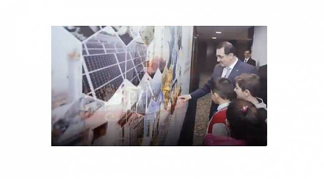 Enerji Bakanı Dönmez: 23 Nisan Ulusal Egemenlik ve Çocuk Bayramı kutlu olsun